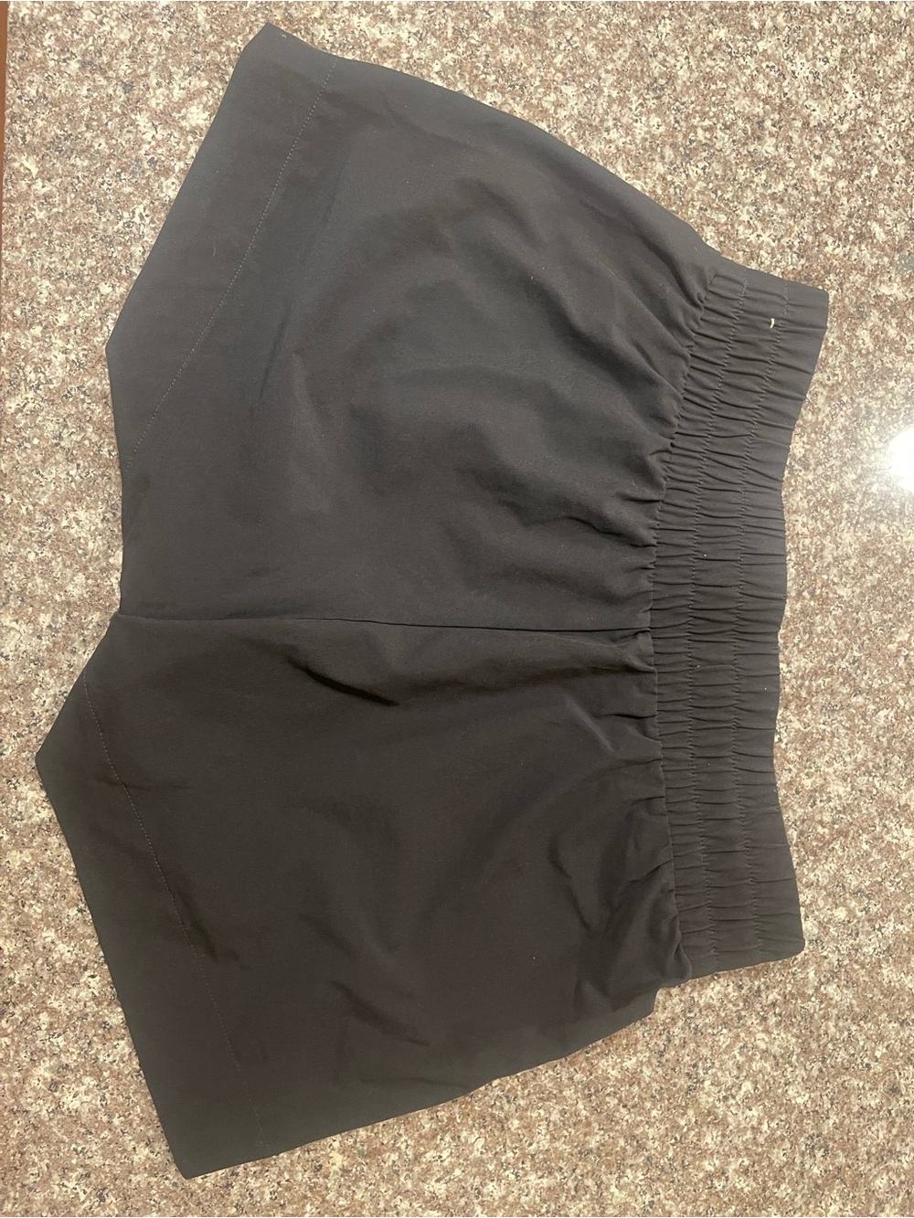 Abercrombie & Fitch Traveler Shorts 
Black Athletic Elastic-Waist Shorts